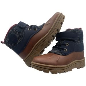 Carter's Unisex-Child Blue & Brown Duck Boot Size Toddler 9M